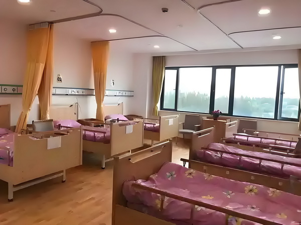 把户口签到深圳这么样_76岁林子祥近况曝光，与小14岁娇妻恩爱27年 众有感为了新鲜让观